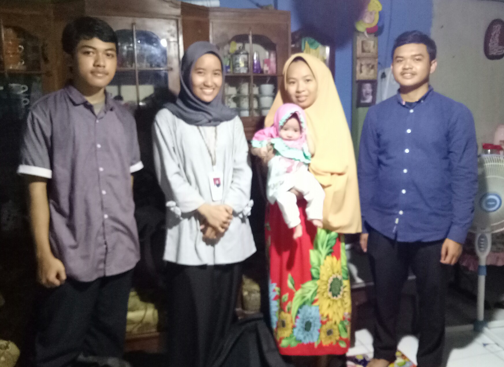 St. Khadijah Si Gadis Kecil yang Cantik dan Menggemaskan