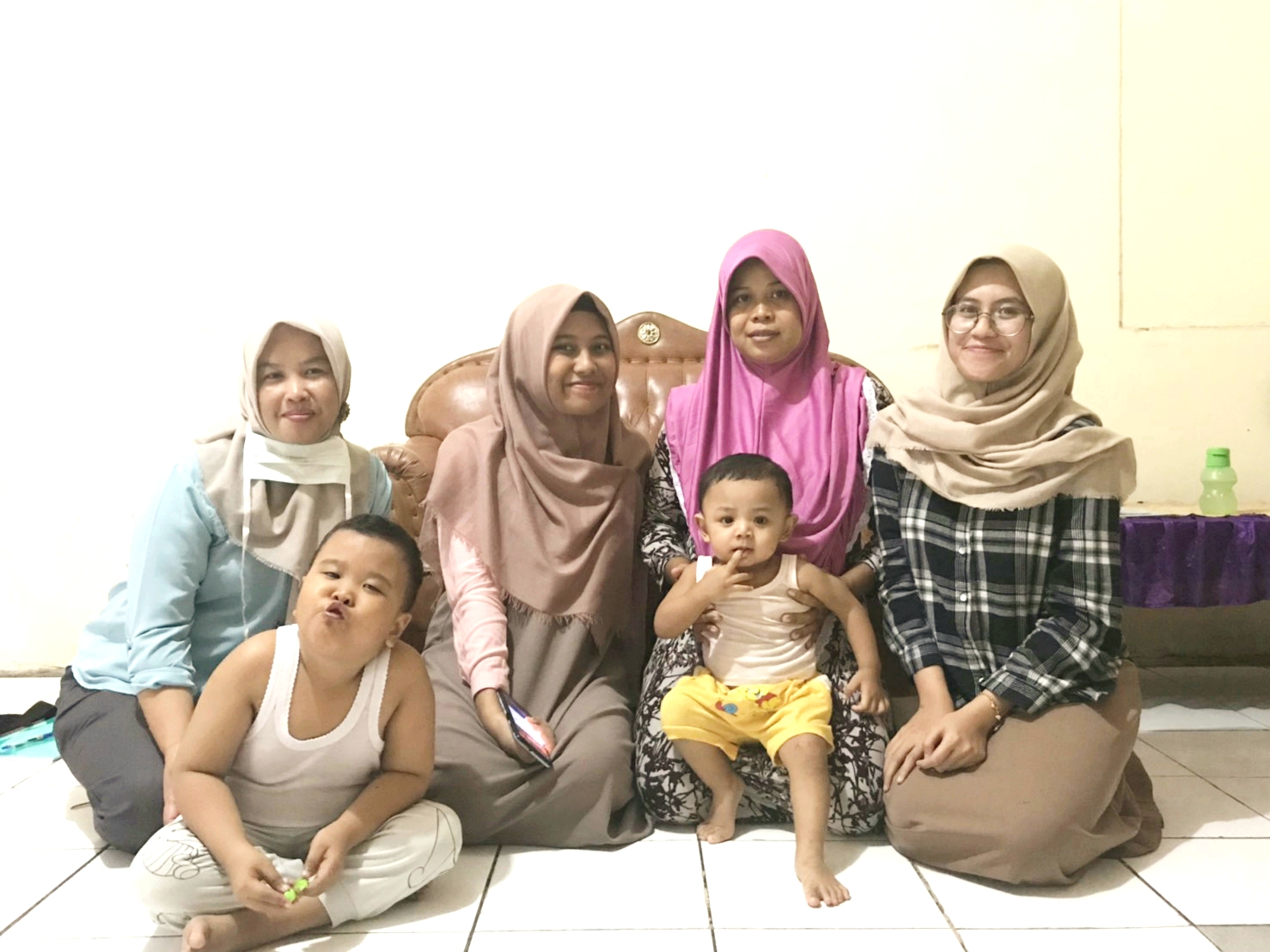 [ 1000 Hari Pertama Kehidupan : Program Tepat Demi Generasi Sehat ]