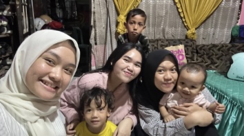 Kunjungan ke-8 dengan adik Rafasya dan Saudaranya