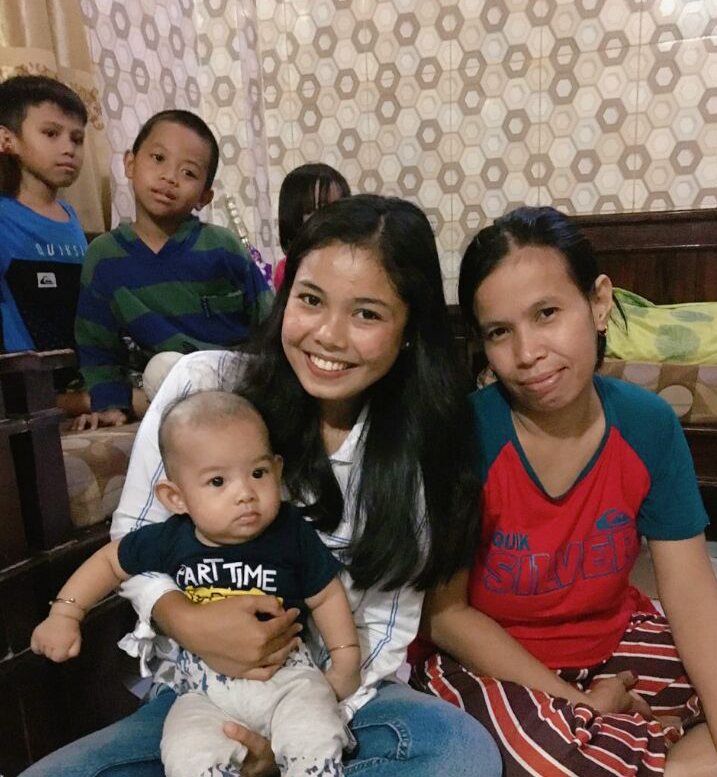 "Bahagia Melihat Si Kecil Sehat"