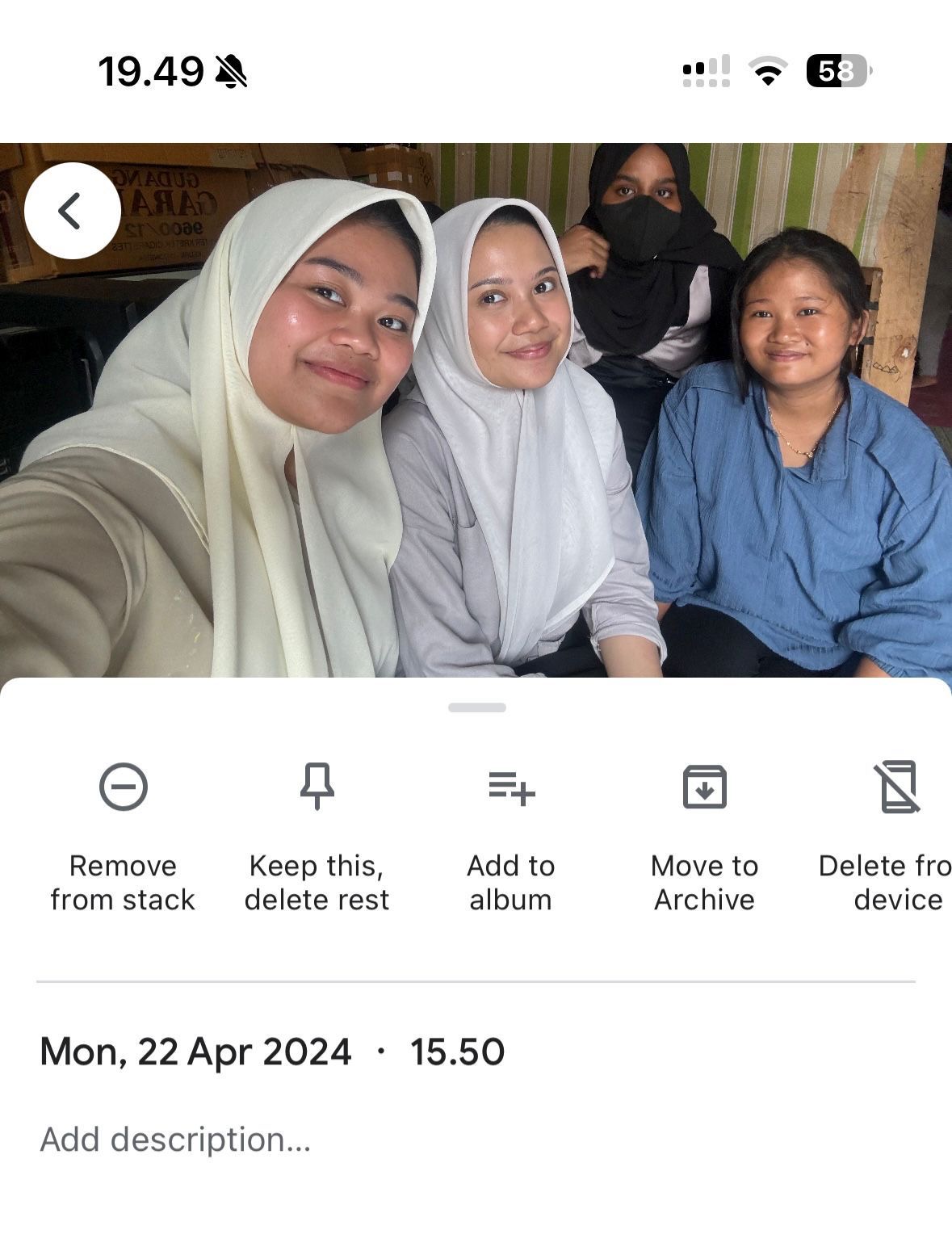 Putri Eka safirah kelompok:1 Semester:6 Mon, 22 Apr 2024