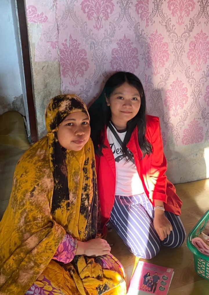 Kunjungan pertama dengan ibu Mariana dan Jasmine