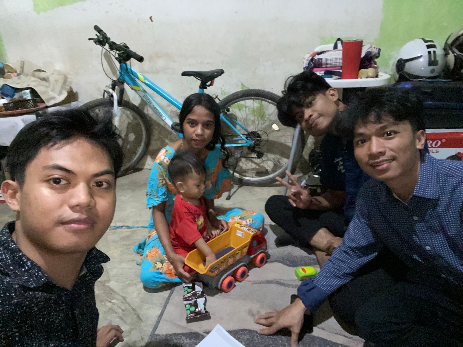 Pertemuan ke tujuh dengan ibu avelia dan adek daniel