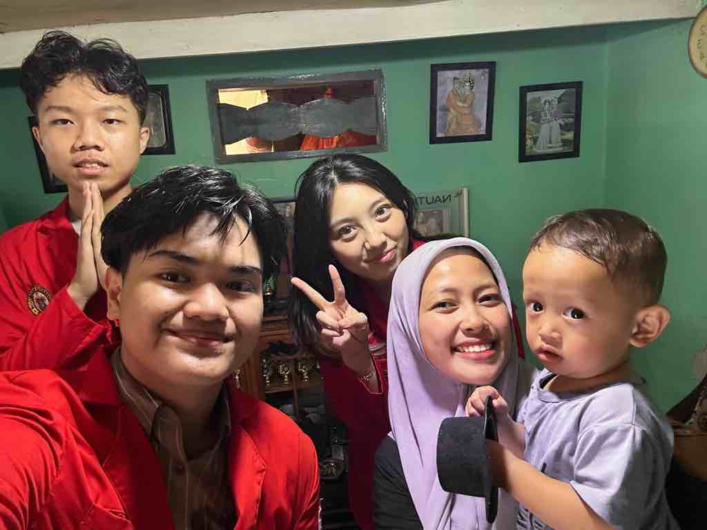 Kunjungan terakhirnya dengan ibu Selvia dan adik Kiandra (10 Juni 2025)