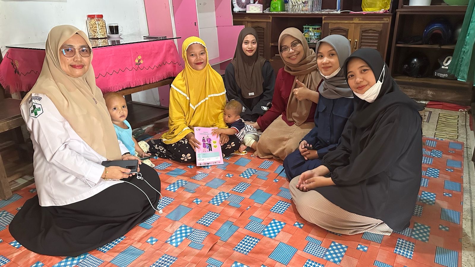 Kunjungan Ke-1 bersama Ibu Fitriani dan Adik Zahya