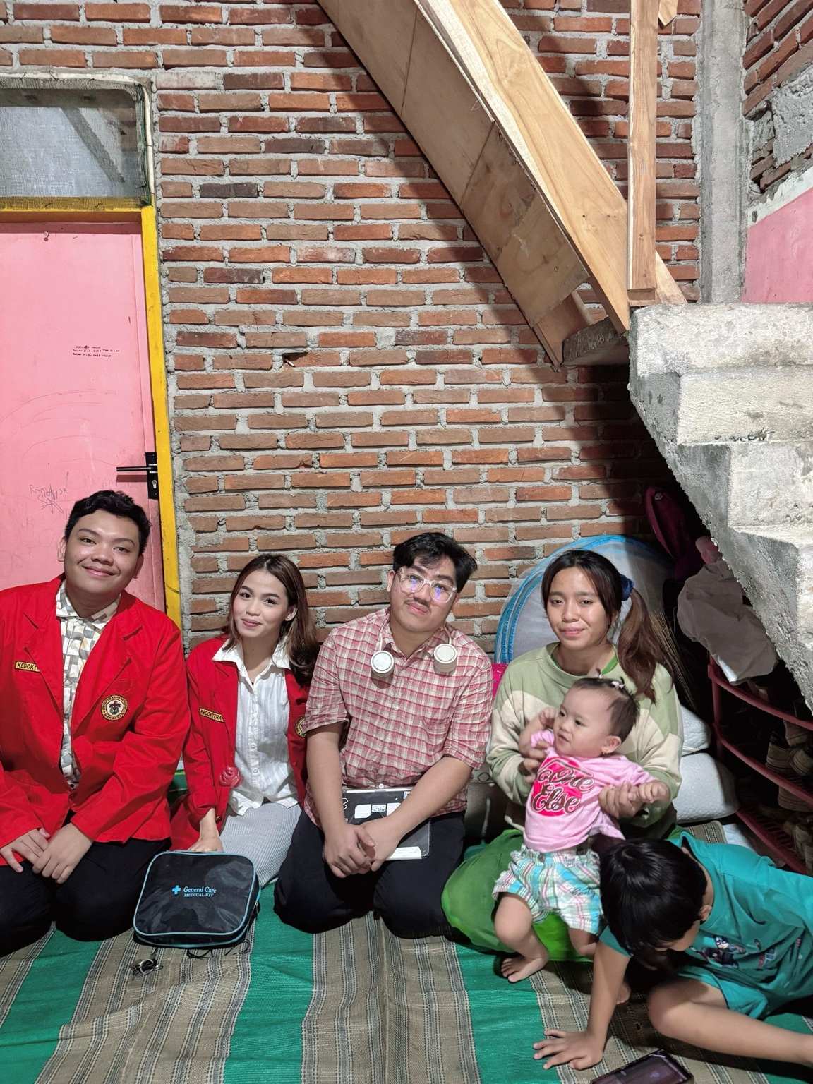 KUNJUNGAN KE EMPAT BERTEMU DENGAN ADIK RAISYA BESERTA DENGAN KELUARGA LAINNYA