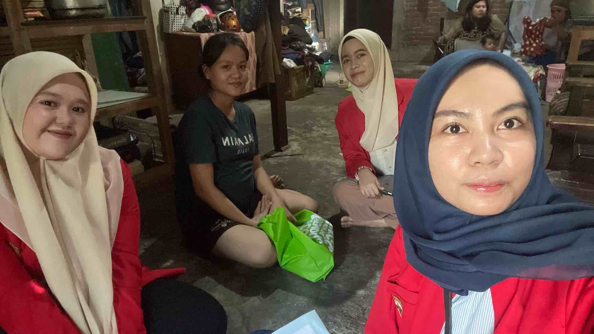 Kunjungan 6 bersama ibu Padillah dan Adik Febrian