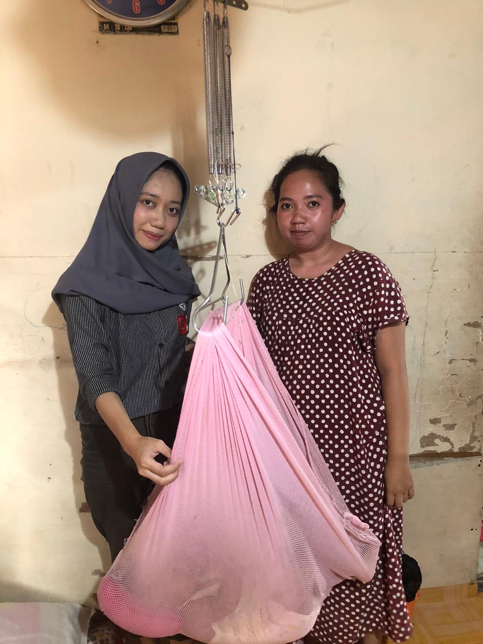 Kunjungan kedua bertemu sang bayi dan ibu pada tanggal 16/02/2020 