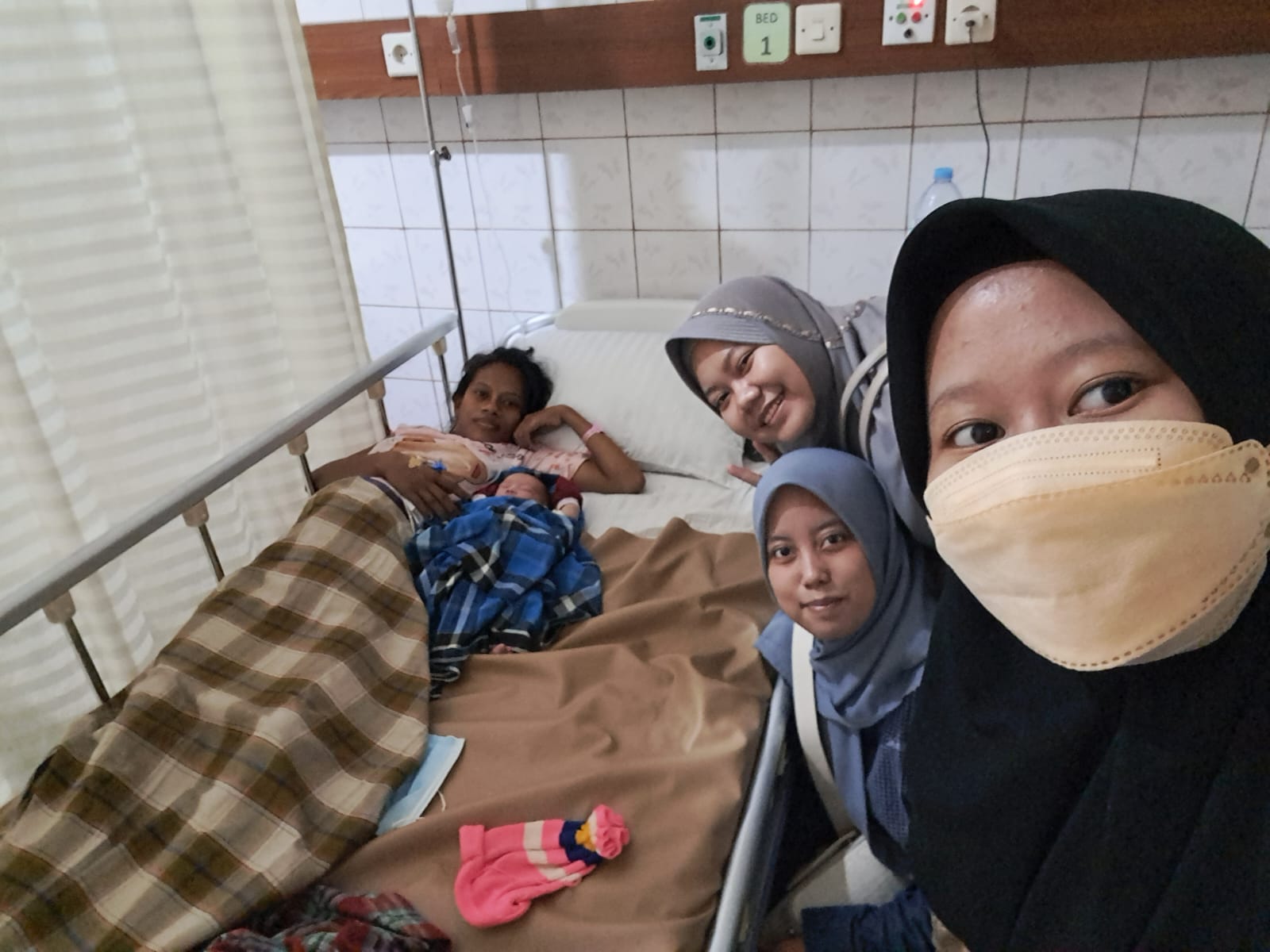 Kunjungan Kedua : Selamat Datang di Dunia, Adek Adzkiya (18/12/2023)