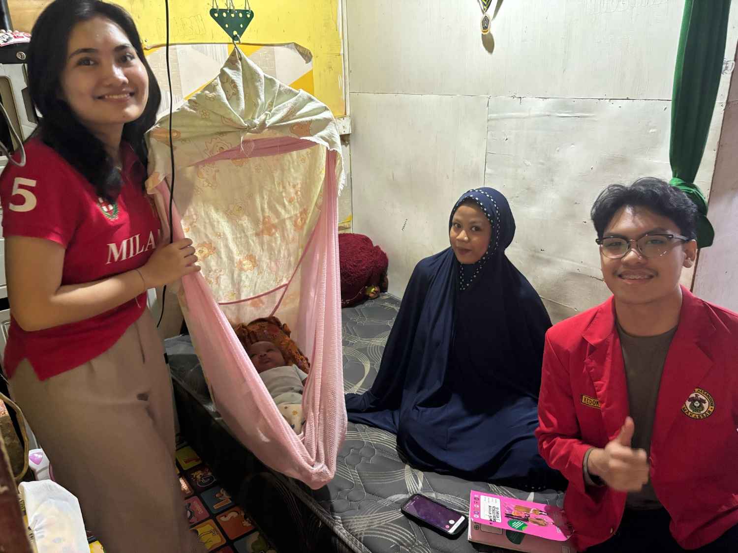 Pertemuan pertama bersama ibu Fadillah dan adik Mikayla