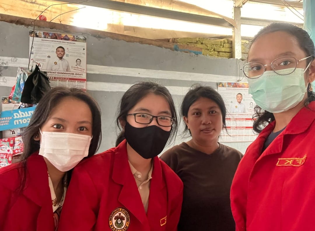 Pertemuan kedua dengan ibu Henny