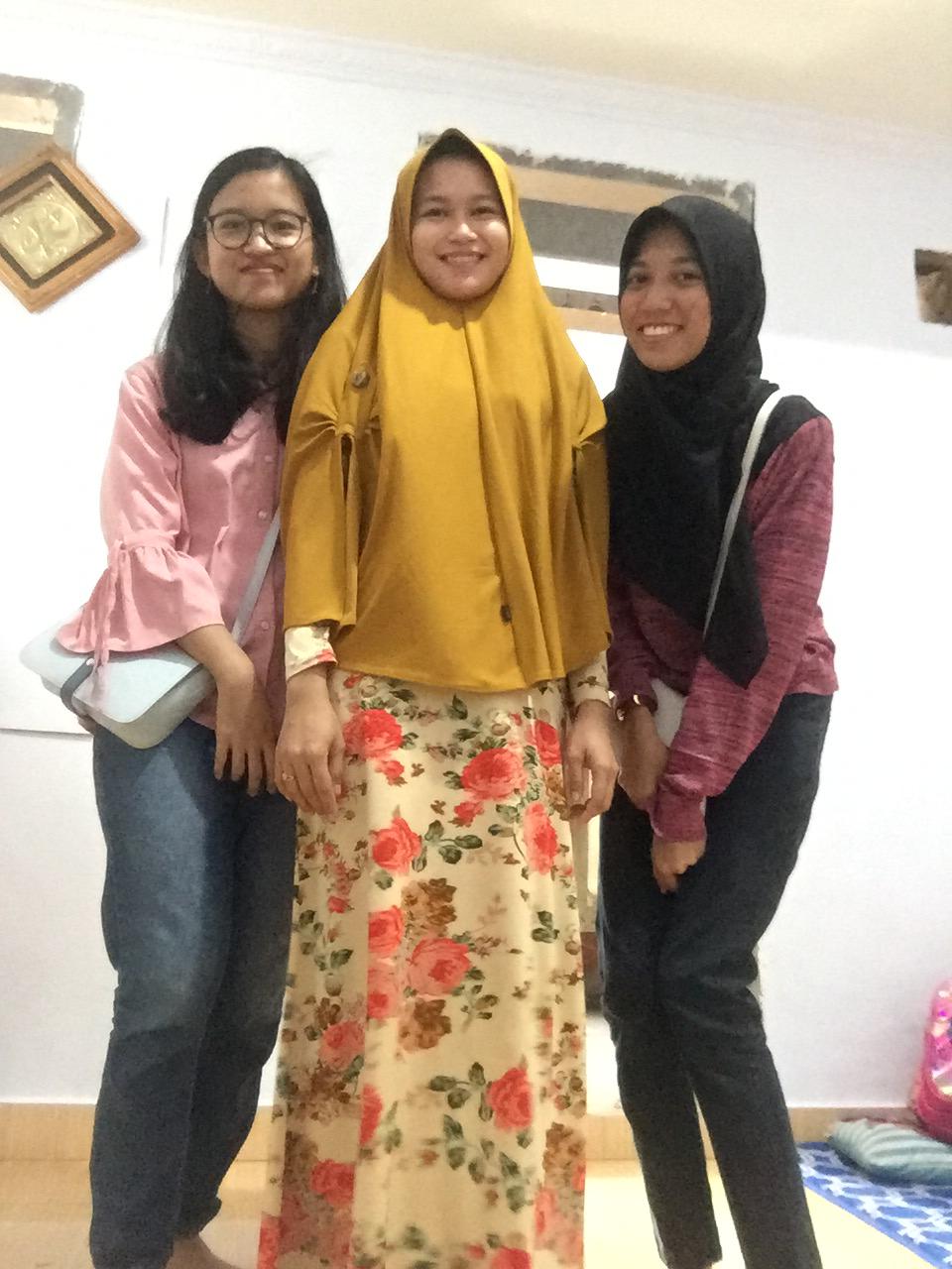 Berkunjung ke rumah adik Shofiyyah