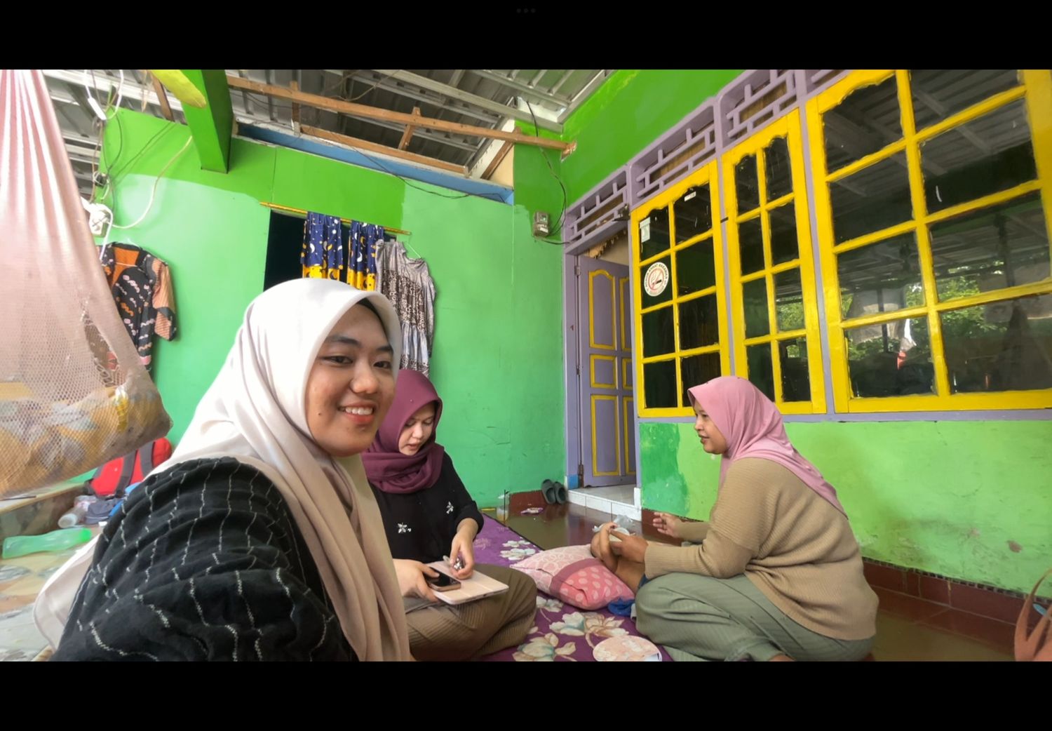 Kunjungan 1 P2KD III: Melakukan inform consent serta menanyakan keadaan ibu dan anak