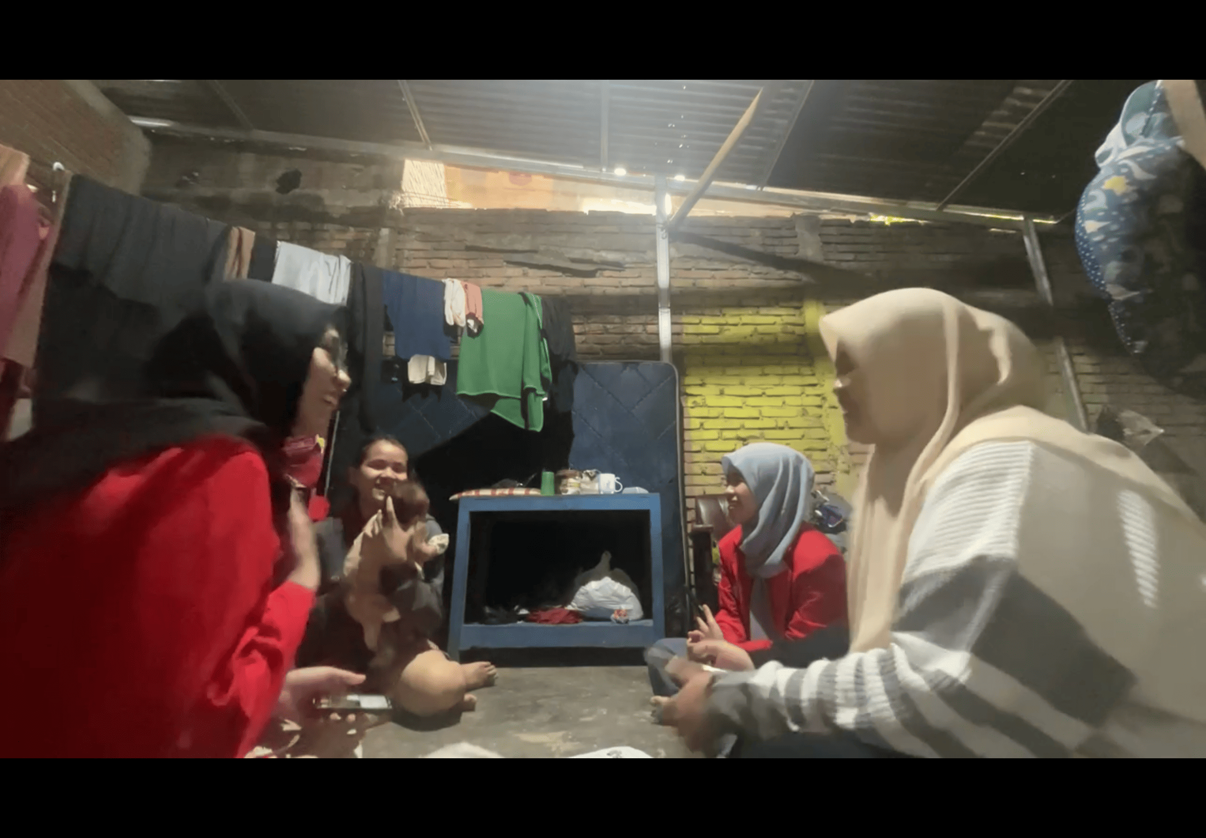 Kunjungan Terakhir ke Rumah Ibu Padila dan Adik Febrian