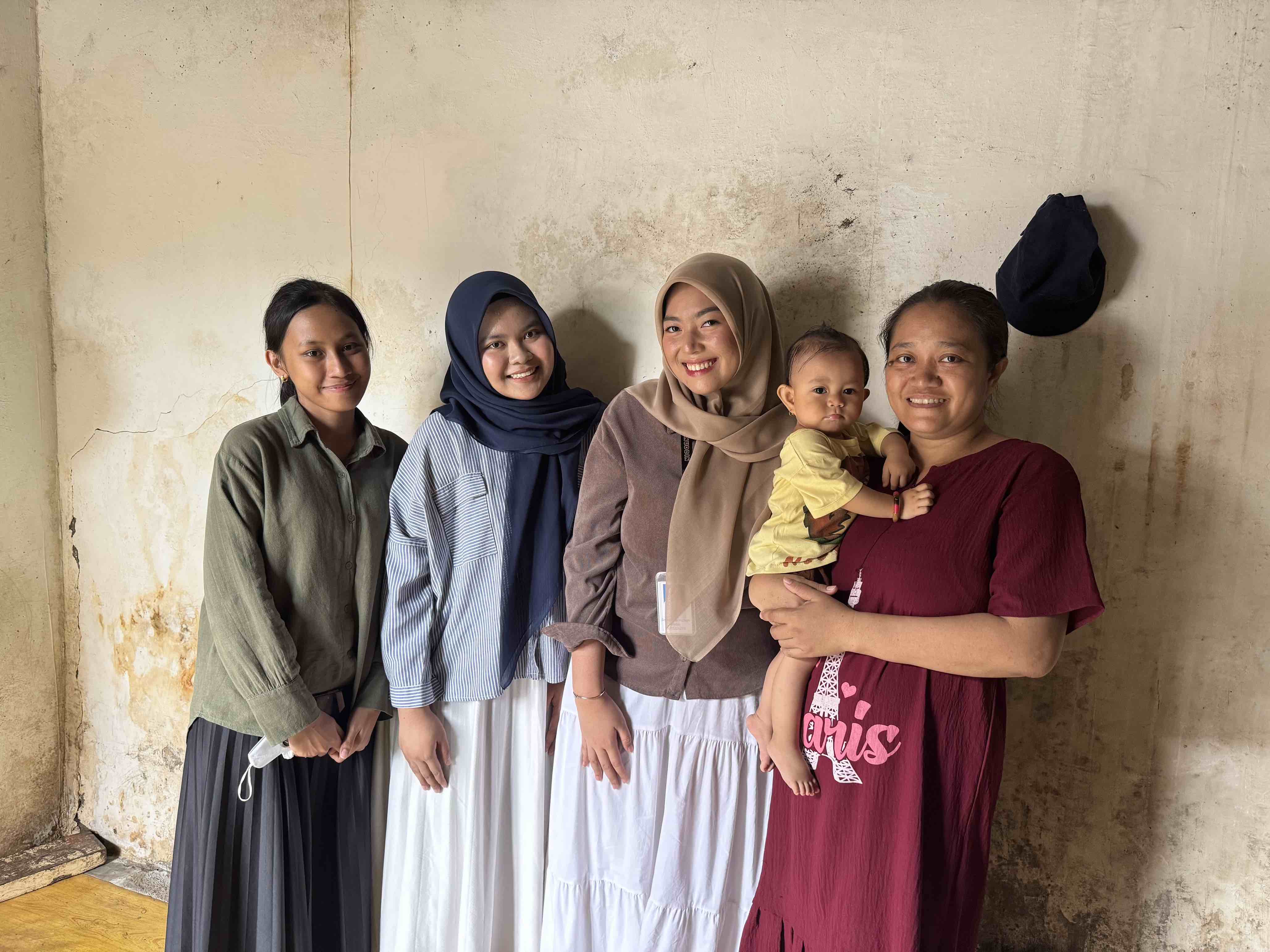 Kunjungan Pertama dengan Adik Hanin