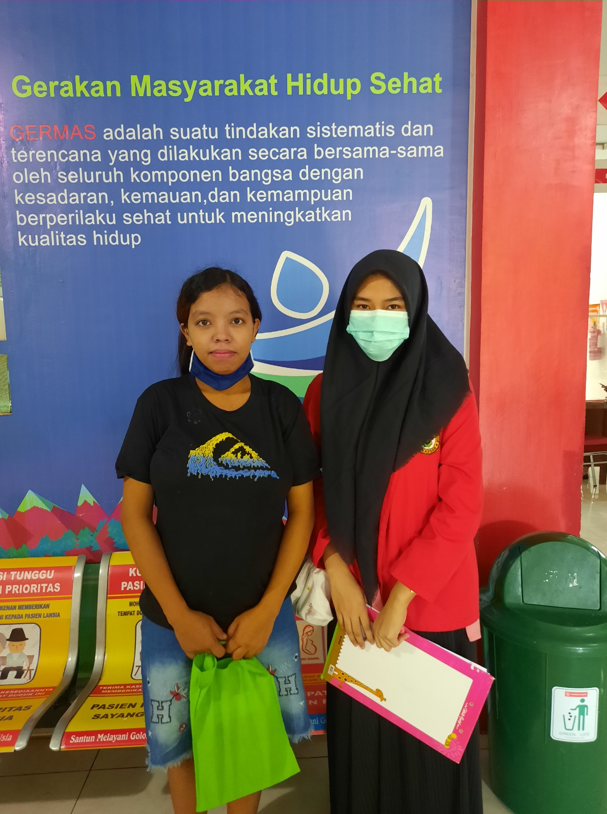 Pertemuan pertama dengan bu nurtina
