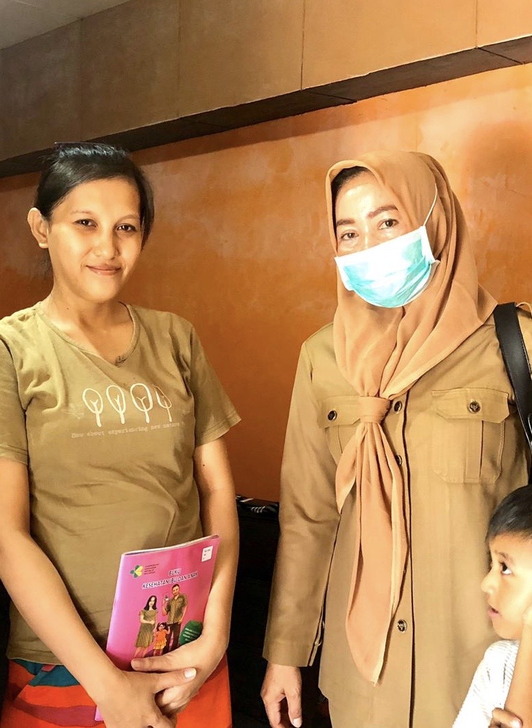 Menyapa ibu Hasrianti pertama kali