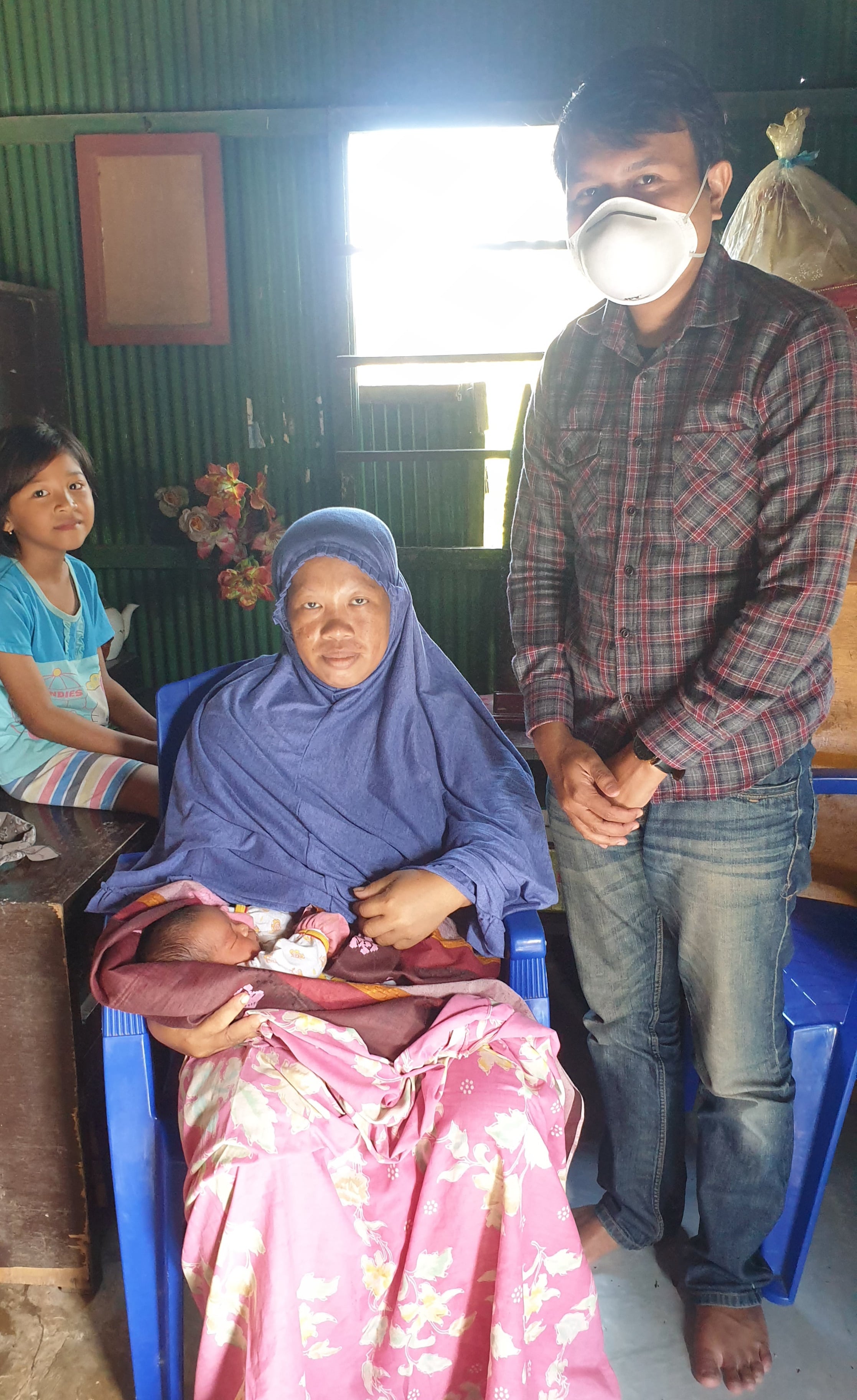 Pertemuan dengan Ibu Asuh ( Ibu Nurhayati Sanging) Post Partum