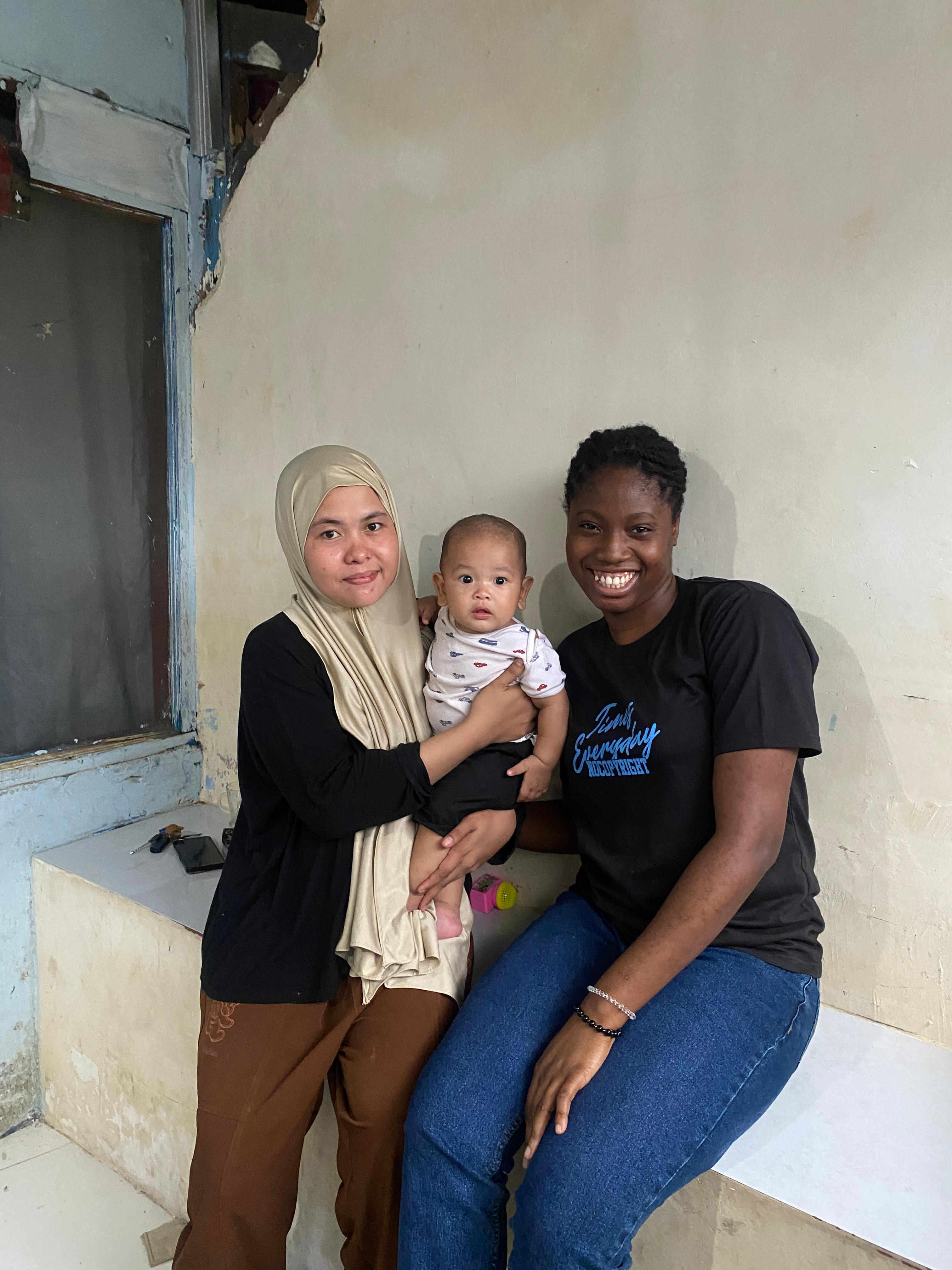 Kunjungan ketiga P2KD III : pemantauan pertumbuhan dan perkembangan bayi, Ibu Damping dengan Ibu April Erna Dalam Program 1000 HPK