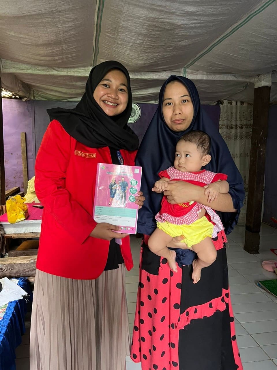 Kunjungan Pertama ke Rumah Ibu Mariana dan Adek Azizah