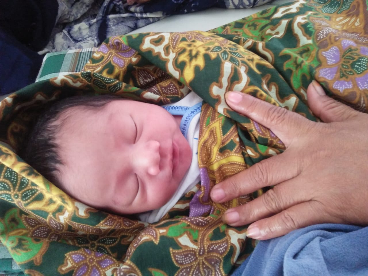 Selamat Datang di Keluarga Kecil Bapak Harman, Si Kecil Arsya.